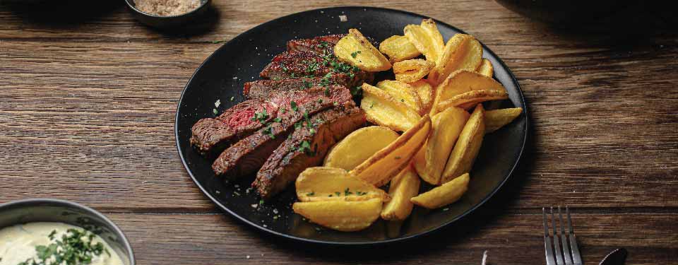 Pepper Crusted Beef Rump Steaks With Crispers