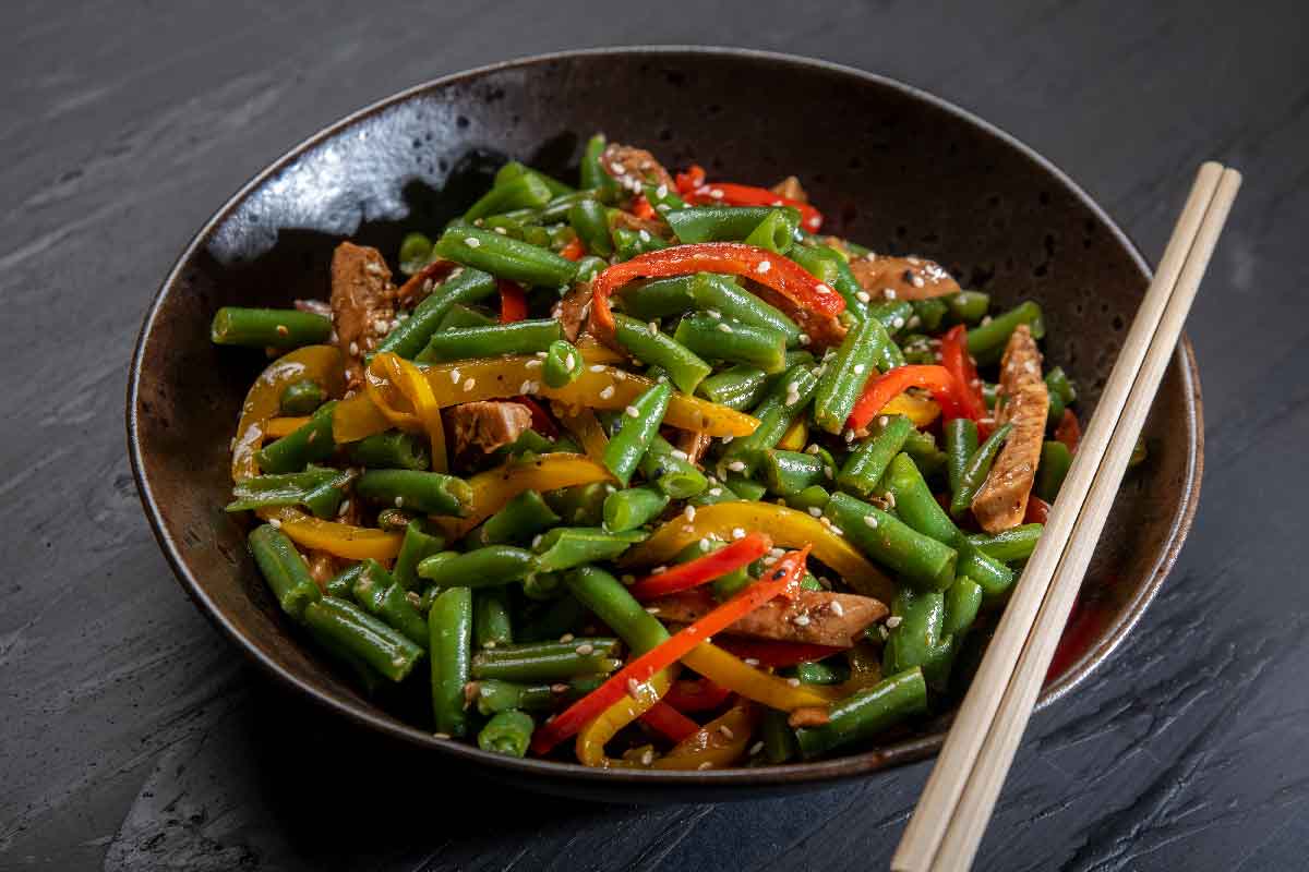 Green Bean and Chicken Stir-Fry